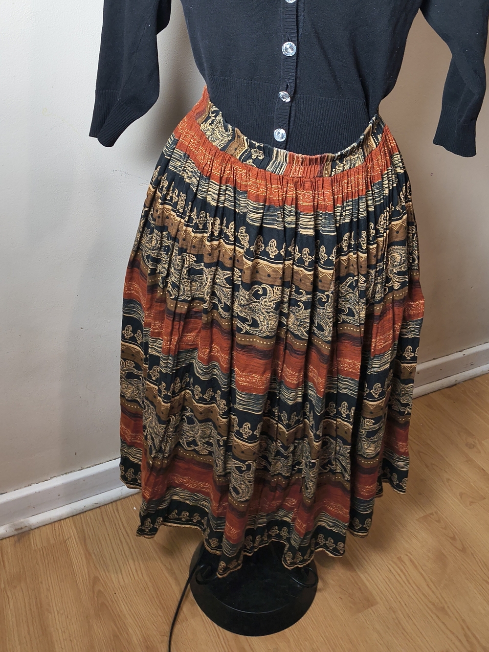 Vintage boho gathered midi skirt